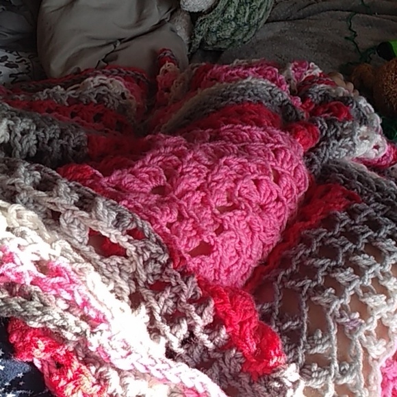 Star Shaped Throw Blanket - Picture 2 of 2